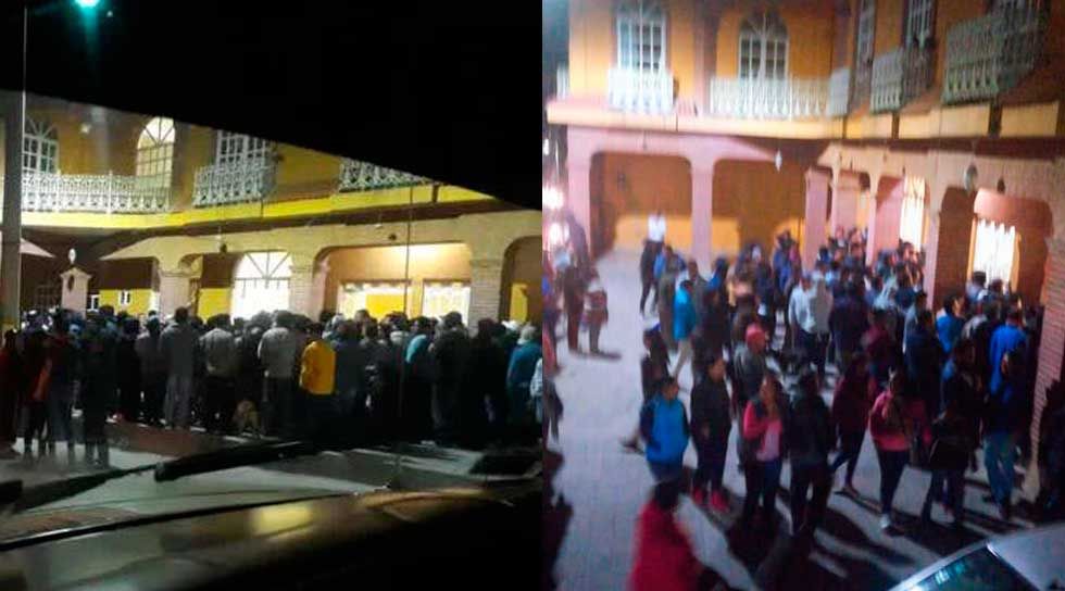 Rescatan a cuatro vendedores de muebles de ser linchados en Texcoco