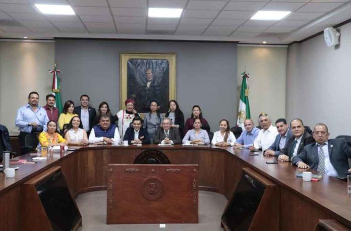 AMLO envió subsecretario a Hidalgo para que le pasaran tarjeta entre pleito del Ejecutivo y Legislativo