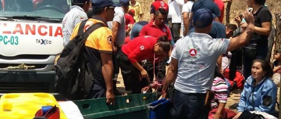 Reportan volcadura de camión en Guerrero: accidente deja 24 heridos