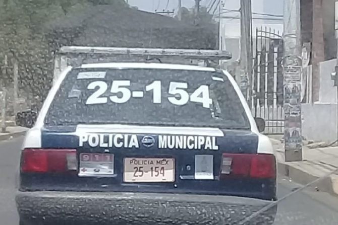 Acusan a la policia municipal de La Paz de presunta corrupción y extorsión con la complicidad de una oficial conciliadora.