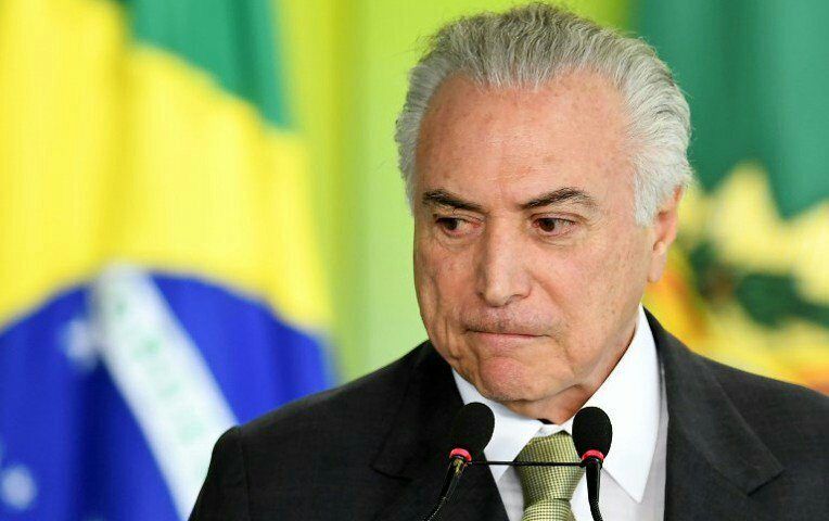 Ex presidente brasileño Michel Temer se entrega a la justicia