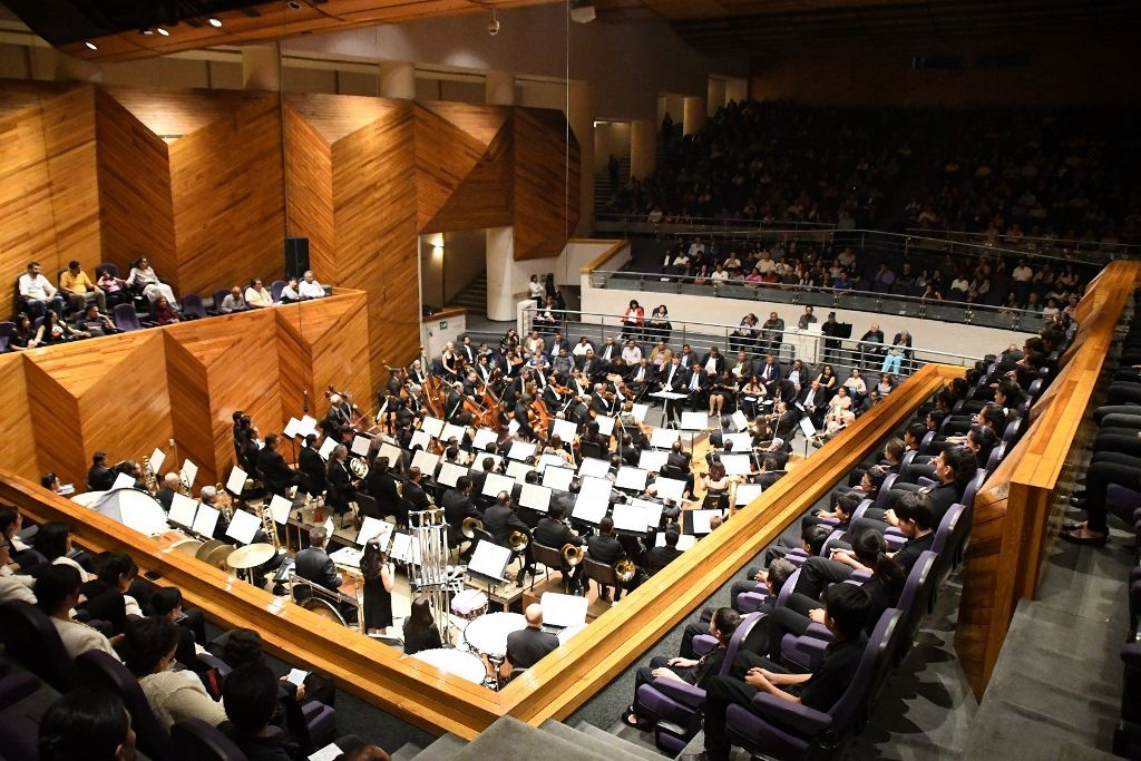 La OSEM ofrece concierto en la Sala "Felipe Villanueva"
