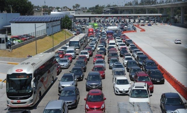 Accidente en la carretera México-Puebla provoca caos en el tráfico