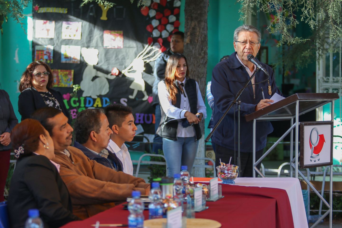 Alcalde de Chimalhuacán inaugura obras en secundaria del barrio Pescadores