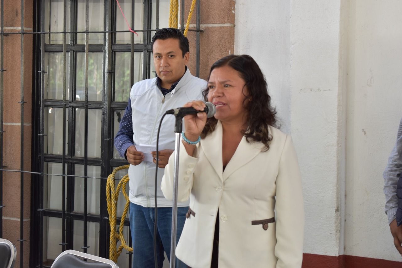 Eva Bustamante atestigua programa entre gobierno federal y beneficiarios