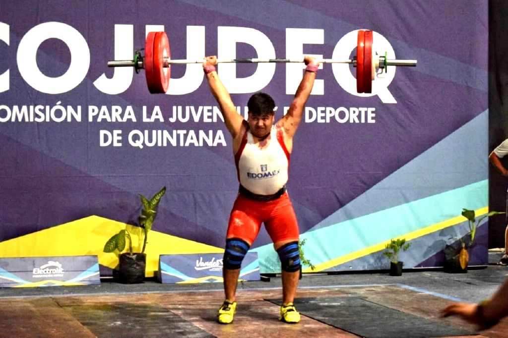 Javier Mondragón gana medalla de plata