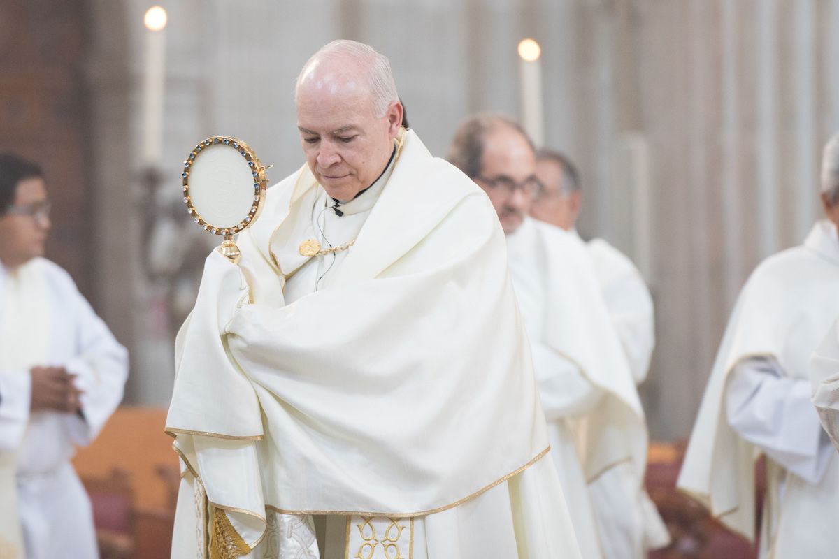Cardenal Aguiar a los sacerdotes: ’debemos dar la vida por Jesús’