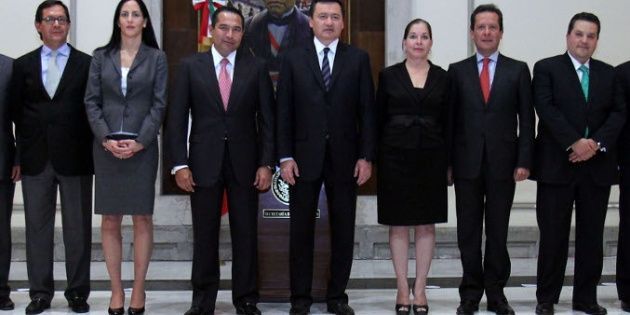 Lietza, Alejandro, Elías... protege Osorio Chong a sus allegados cargando sus sueldazos al Senado
