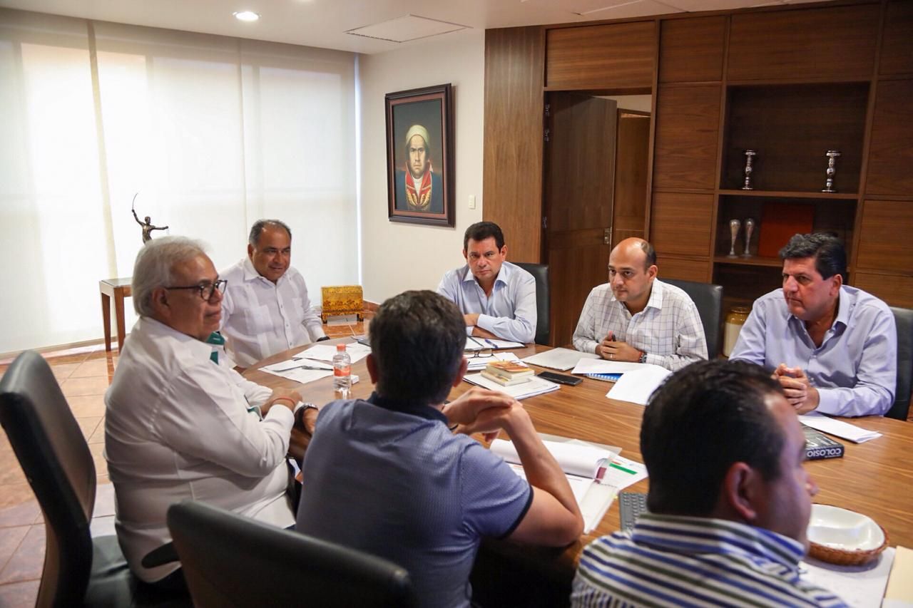  El gobernador Héctor Astudillo Flores instruyó para dar seguimiento a todos los proyectos en el estado