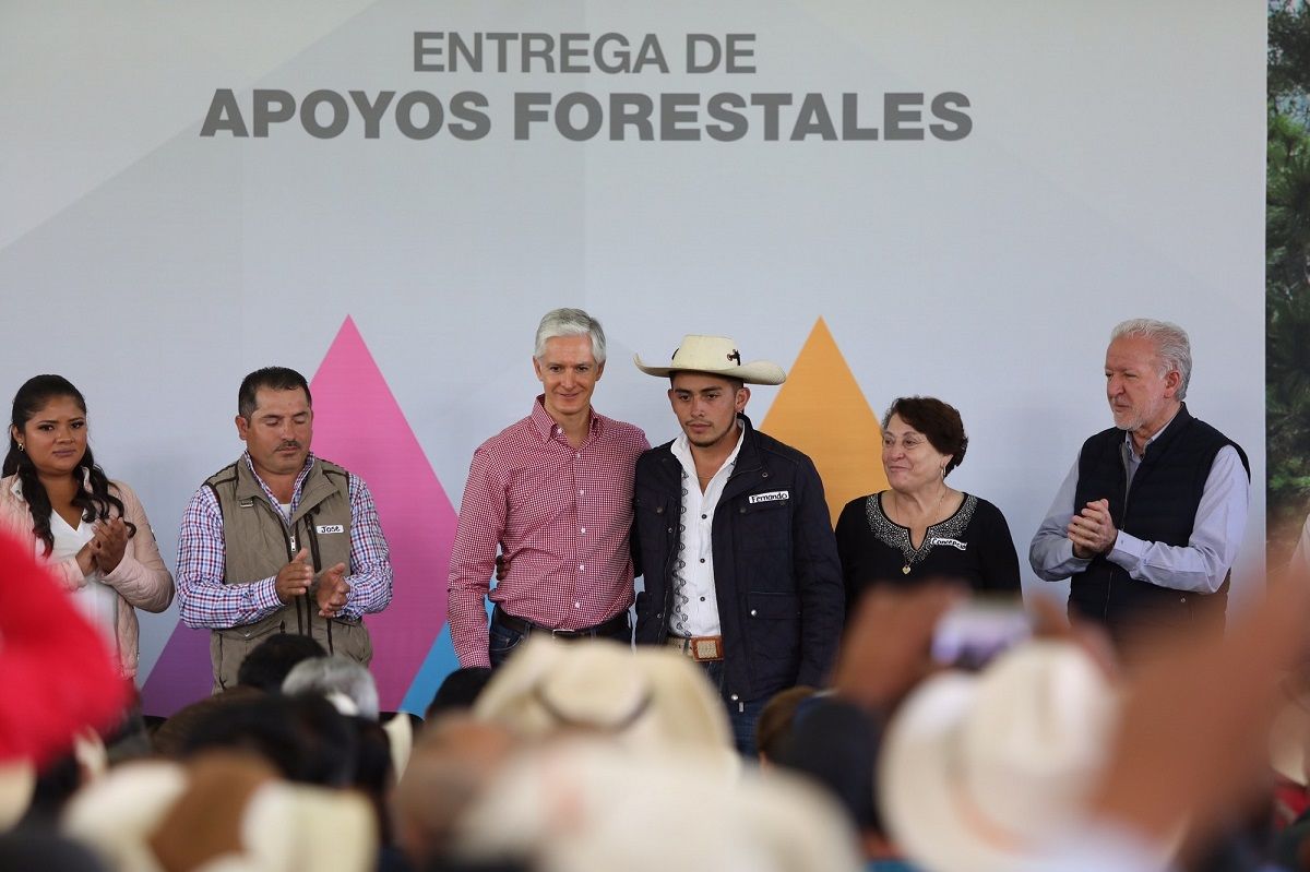 
 
Impulsa gobierno estatal  acciones para el crecimiento  y la preservación de los bosques mexiquenses : Alfredo Del Mazo 