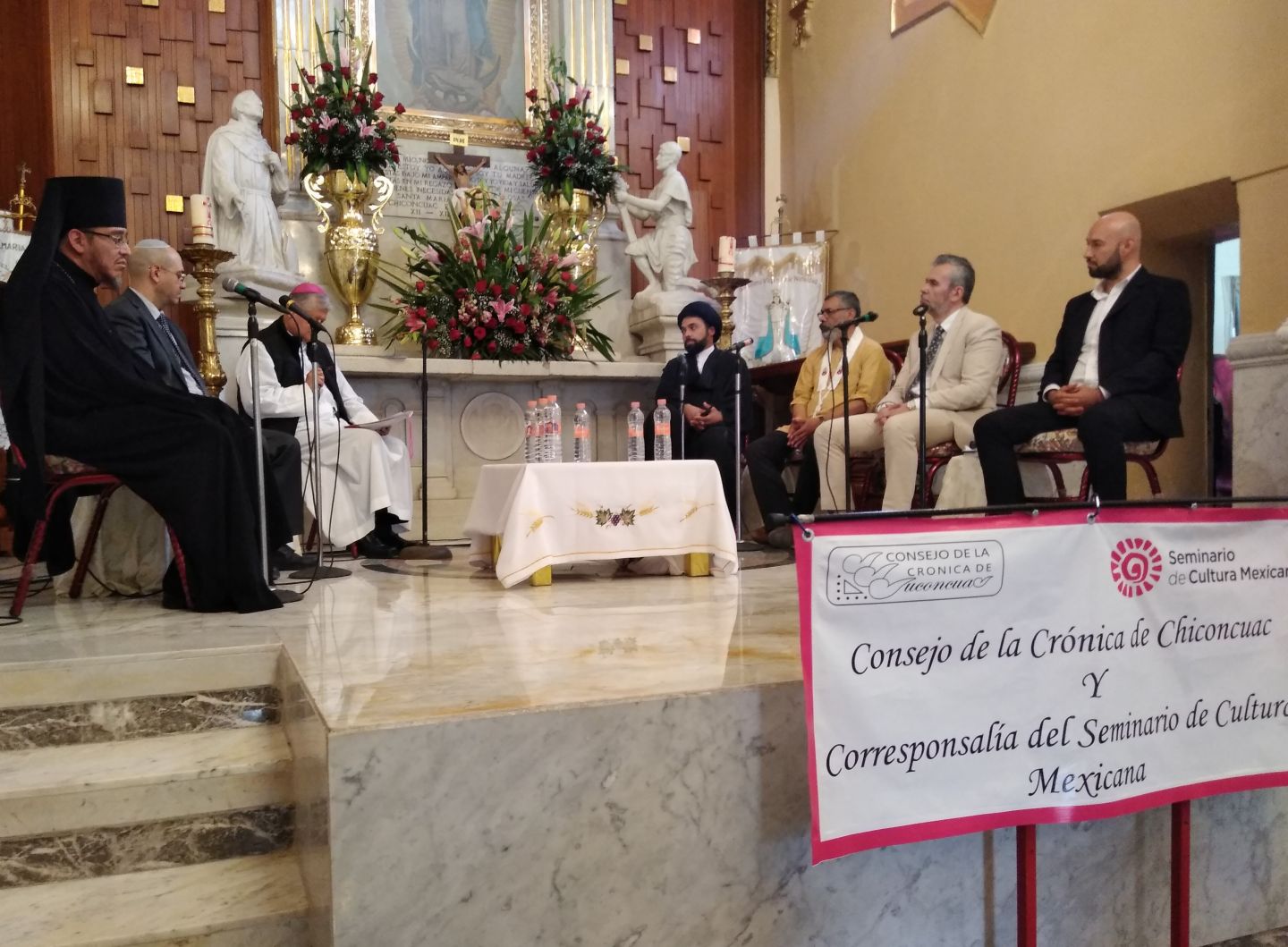 Con "Pompa y Circunstancia" seis ministros religiosos se pronunciaron en Chiconcuac por un mundo mejor