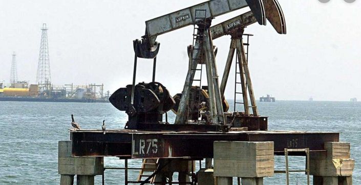 Un mundo petrolero, más que alborotado, temeroso
