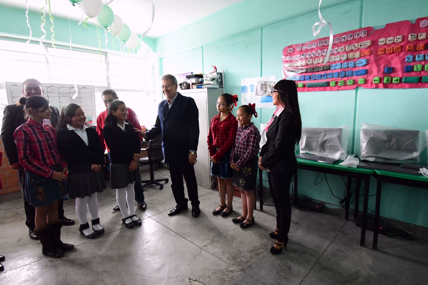 Inauguramos sala de cómputo en escuela de la colonia Adolfo López Mateos