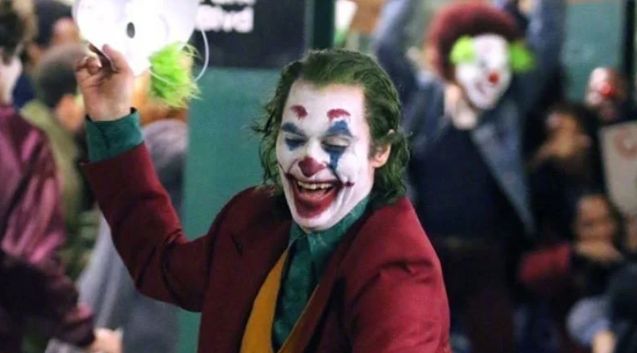 Conoce más sobre la enfermedad de la "risa incontrolable" de Joker