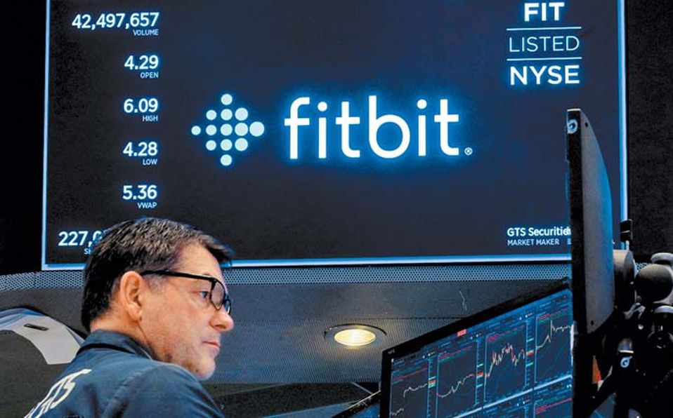 Google se le adelanta a Apple y adquiere Fitbit
