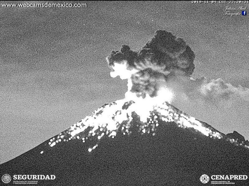 Registra impactante  explosión volcán Popocatépetl