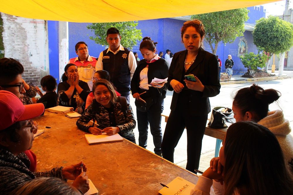 Policía de Chimalhuacán impulsa empoderamiento de las mujeres