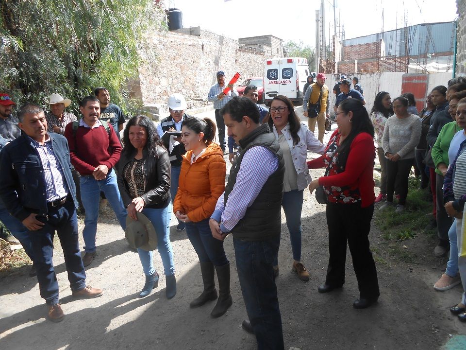 Autoridades atienden demandas ciudadanas en Tepetlaoxtoc
