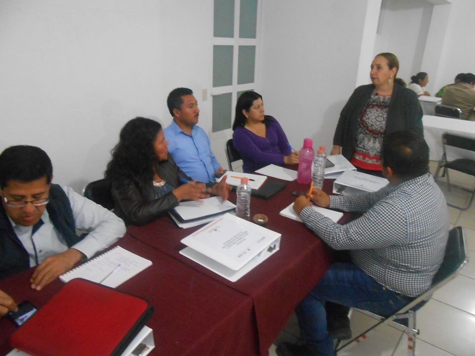 Confluyen en ’Obra Pública’ directores y tesoreros en Tepetlaoxtoc 