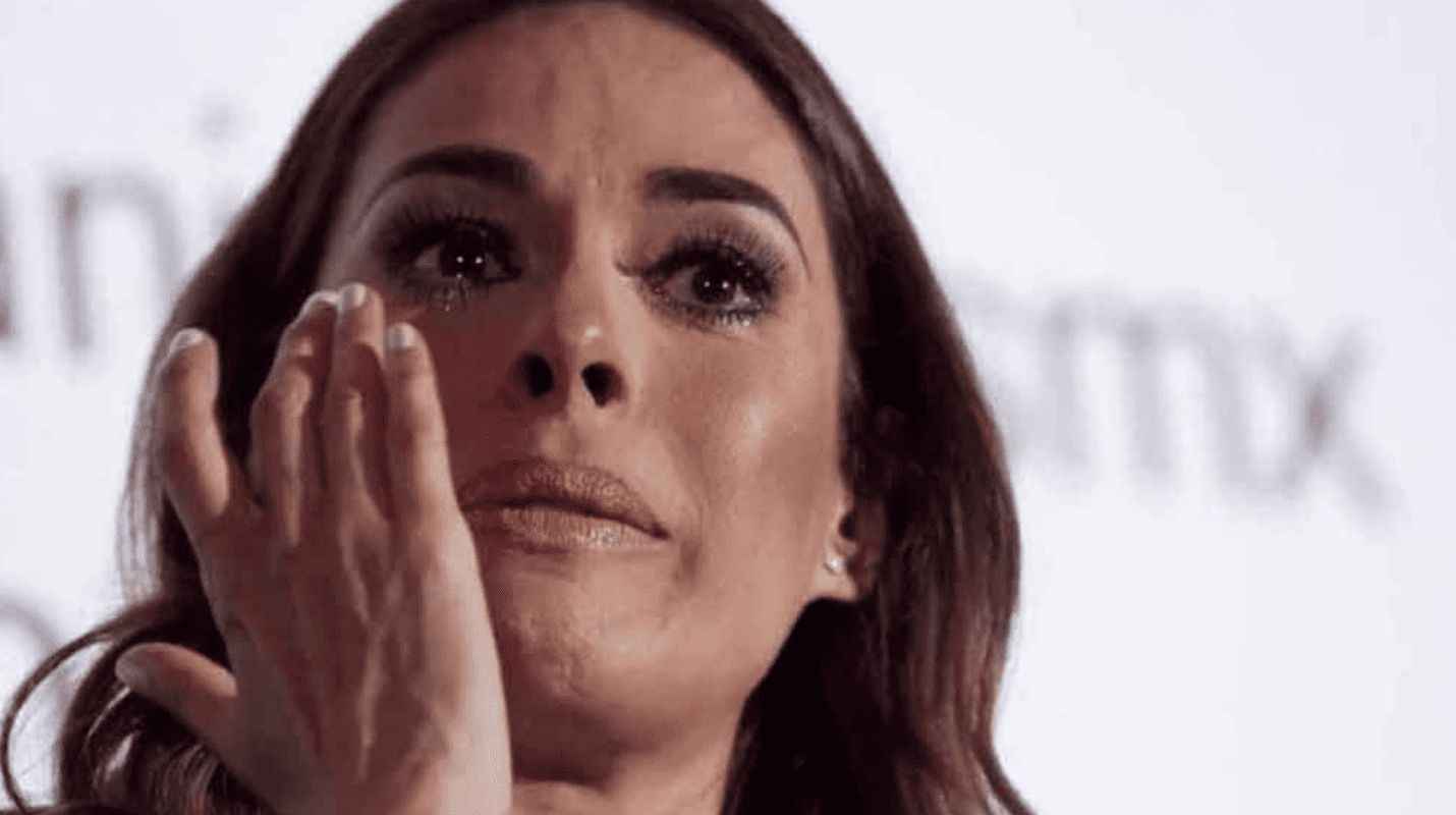 Galilea Montijo llora intensamente en Instagram ¿Confirmó su divorcio?

