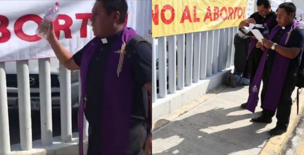 "Vade retro" del Congreso, Satanás: exorcizan inmueble católicos en Hidalgo 