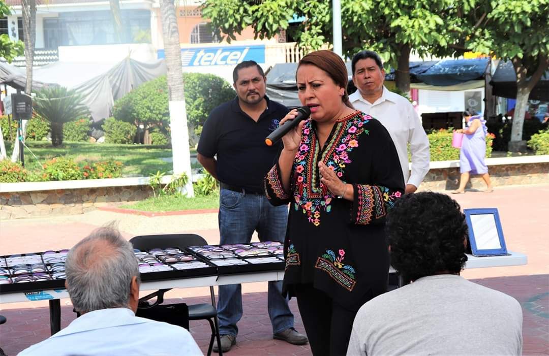 Llega a San Marcos campaña de salud visual; realizan exámenes gratis, dice presidenta del DIF, María del Socorro Hernández 