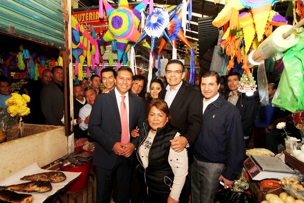 Entregan trabajos de rehabilitación del mercado 16 de Septiembre en Toluca