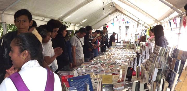 Historias, cuentacuentos y cine llenarán la 22a Feria del Libro de Taxco