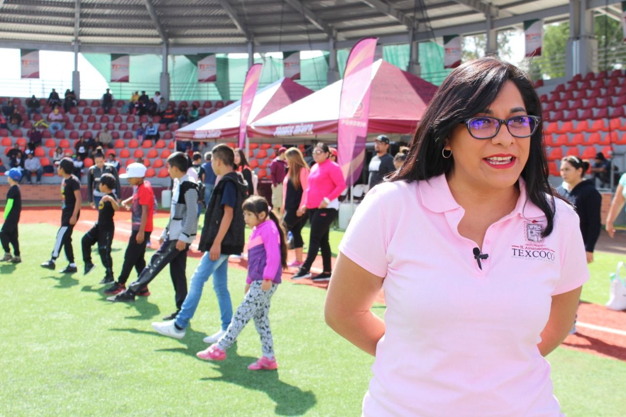 Felicita presidenta a deportistas texcocanos