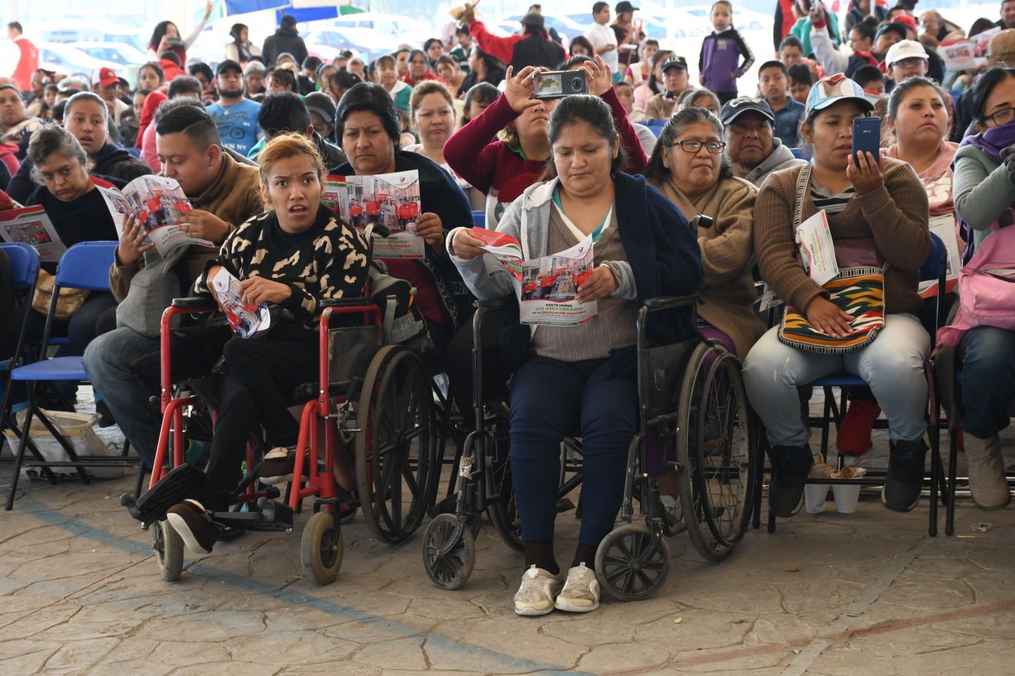 

Chimalhuacán apoya a personas con discapacidad y grupos vulnerables