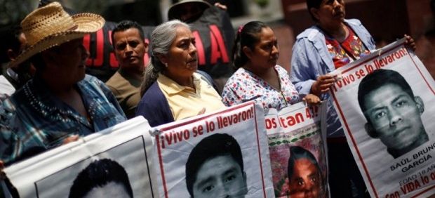 Formalizan reinstalación del GIEI en caso Ayotzinapa