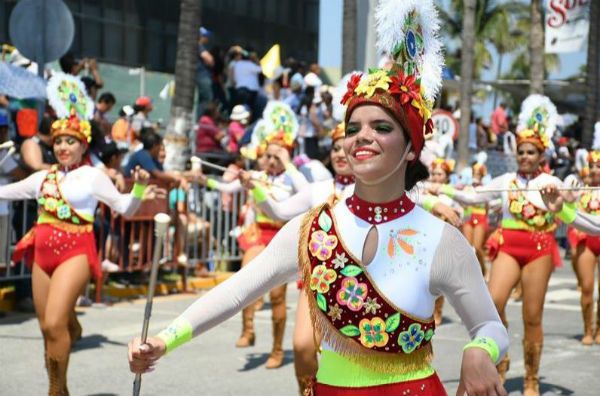 "En Veracruz la reina del Carnaval no puede ser transexual"