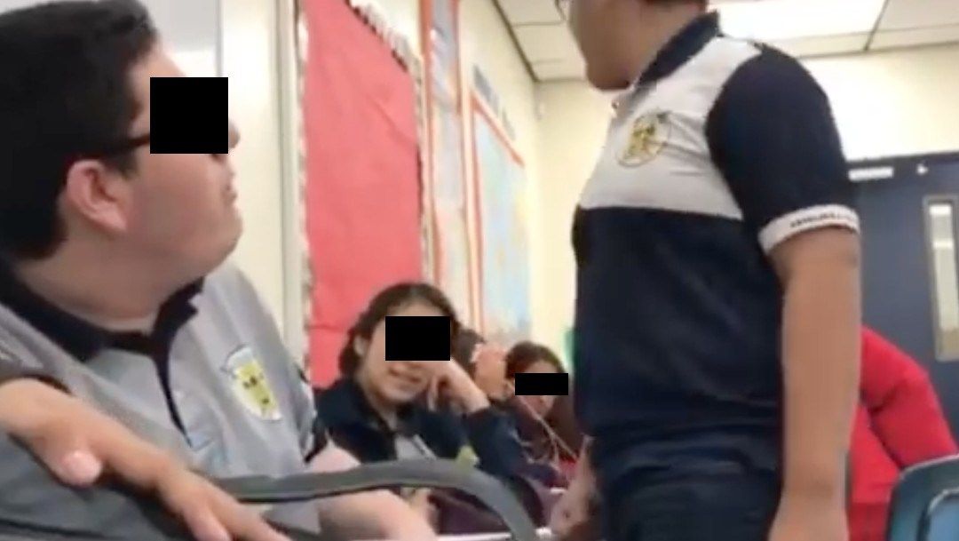Estudiante golpea a joven con autismo; otro alumno sale en su defensa
