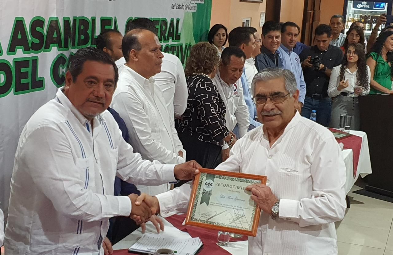 Trabajar de la mano para detonar la economía en Guerrero, propone Félix Salgado al sector empresarial

