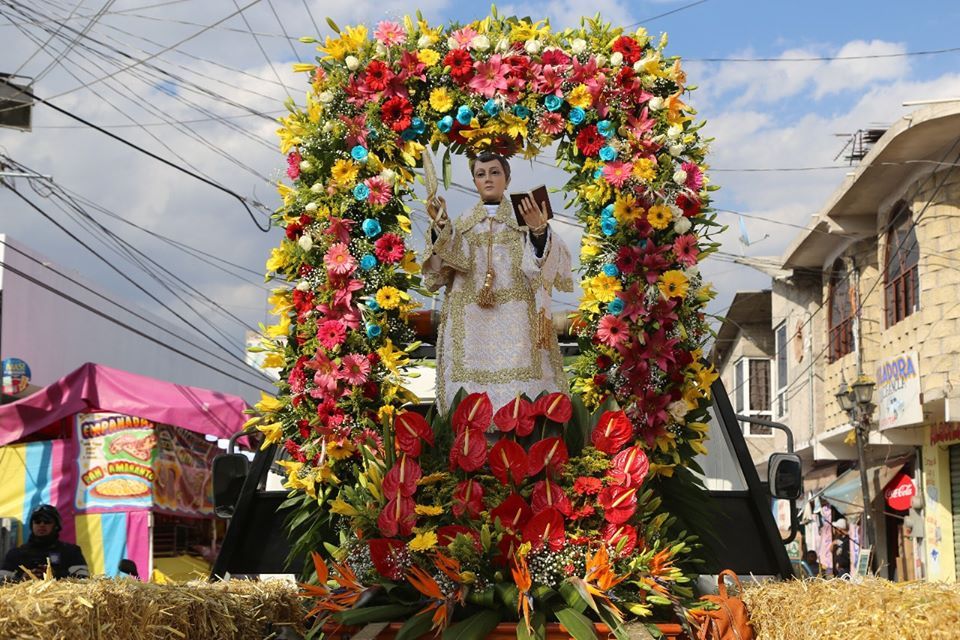 Nancy Gómez fortalece tradiciones y festeja a San Vicente Diácono y Mártir.