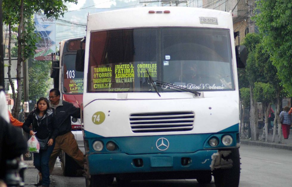 Transporte público de Edomex, el más costoso, malo y peligroso: Colectivos 