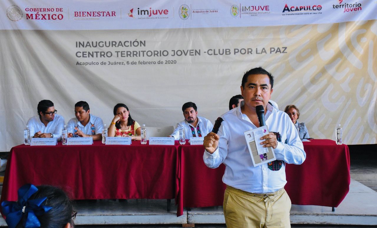 Llama Javier Solorio a la juventud acapulqueña a enfrentar los retos del futuro 