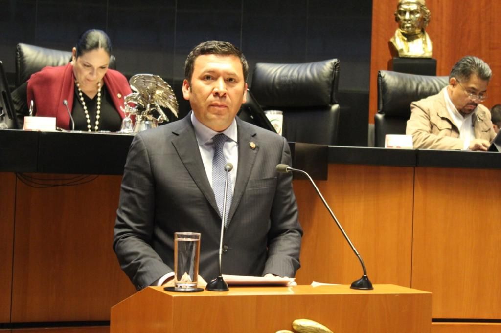 Elevar a rango constitucional la reparación del daño e indemnización a víctimas propone el senador Juan José Jiménez