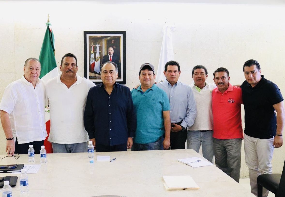 Dialoga el gobernador Astudillo con calandrieros de Acapulco; acatarán Ley de Bienestar Animal 