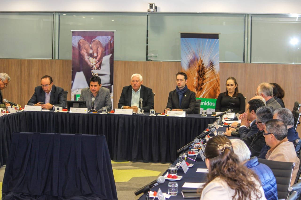 Reitera EDOMEX trabajo conjunto con gobierno federal en beneficio del campo mexiquense 