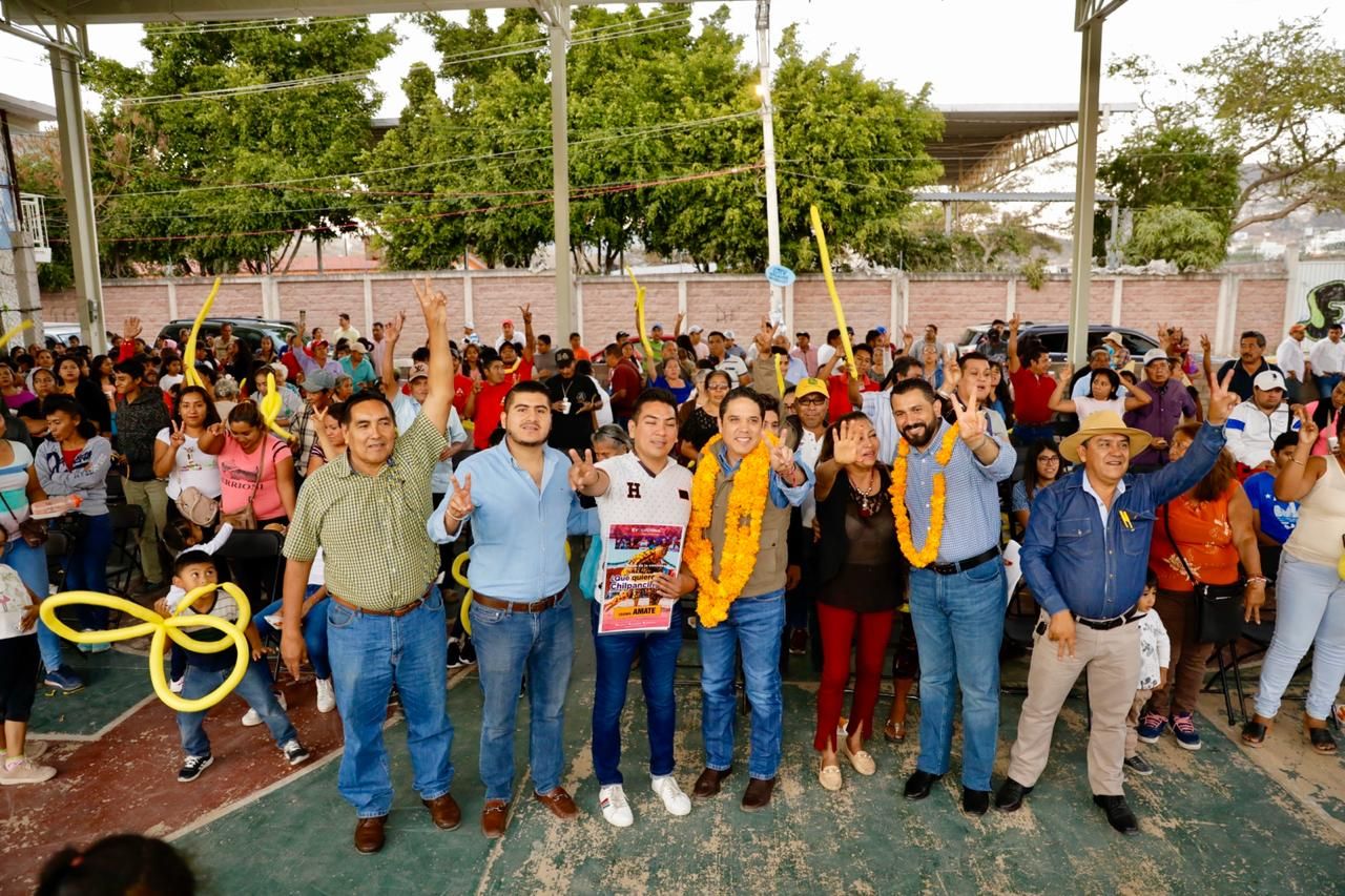 Entrega Evodio resultados de la consulta ¿Qué quiere Guerrero? a 200 colonias de la entidad 