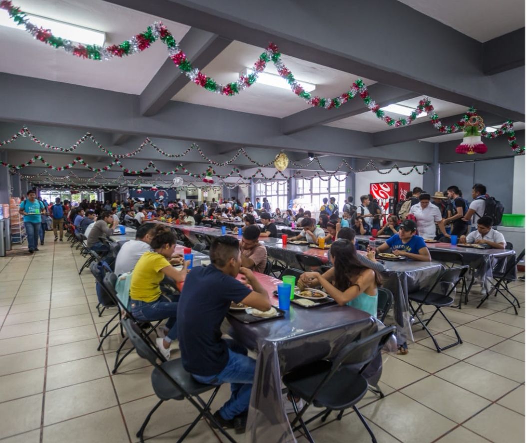 Comedor universitario Chilpancingo, un lugar que le abre las puertas a los universitarios 
