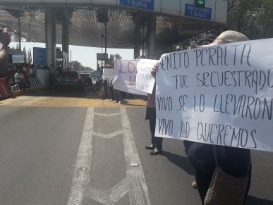 Pobladores de San Jeronimo  Amanalco Exijen  solución a sus demandas por la desaparición de  de Benito Peralta Arias