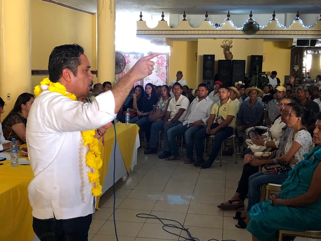 Destapan alcaldes de la Costa Chica a Evodio como candidato del PRD a la gubernatura de Guerrero 