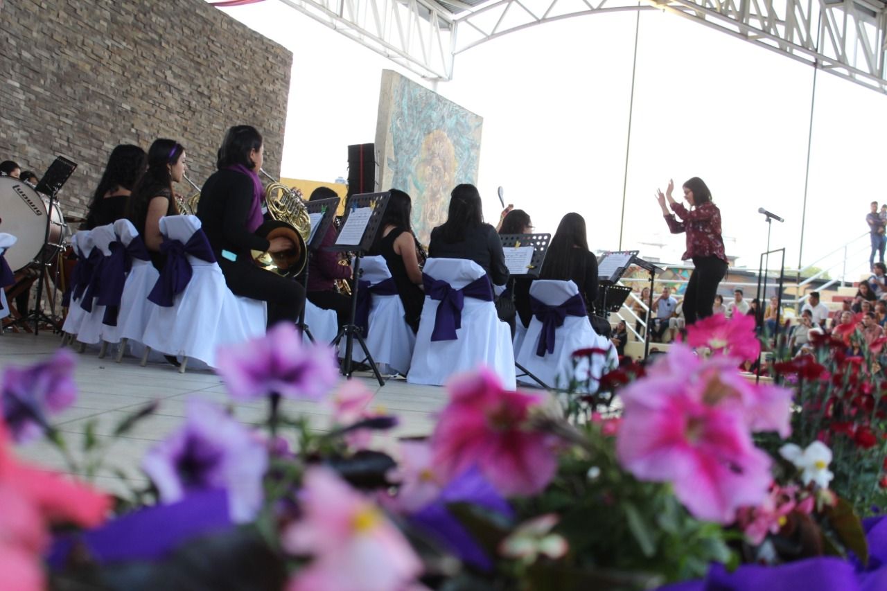 La banda sinfónica de Texcoco en las actividades por el Día de La Mujer