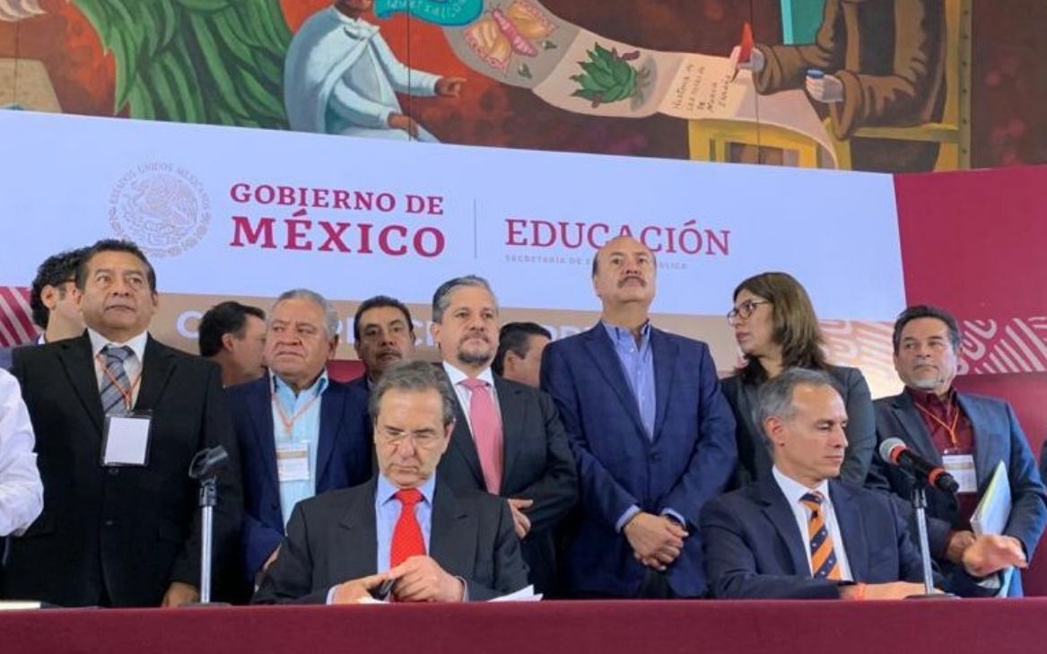 Suspenden clases en todas las escuelas del estado de México