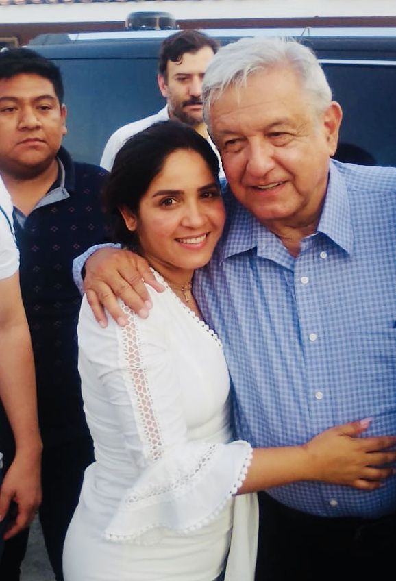 Acompaña Yoloczin Domínguez a López Obrador en gira por Costa Chica 