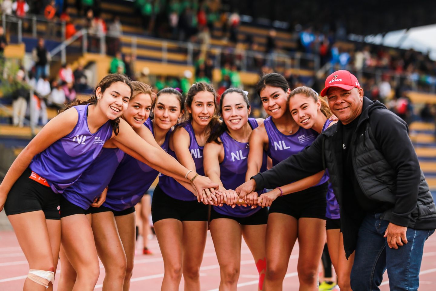 Arrasa Nuevo León en atletismo: obtiene 110 medallas