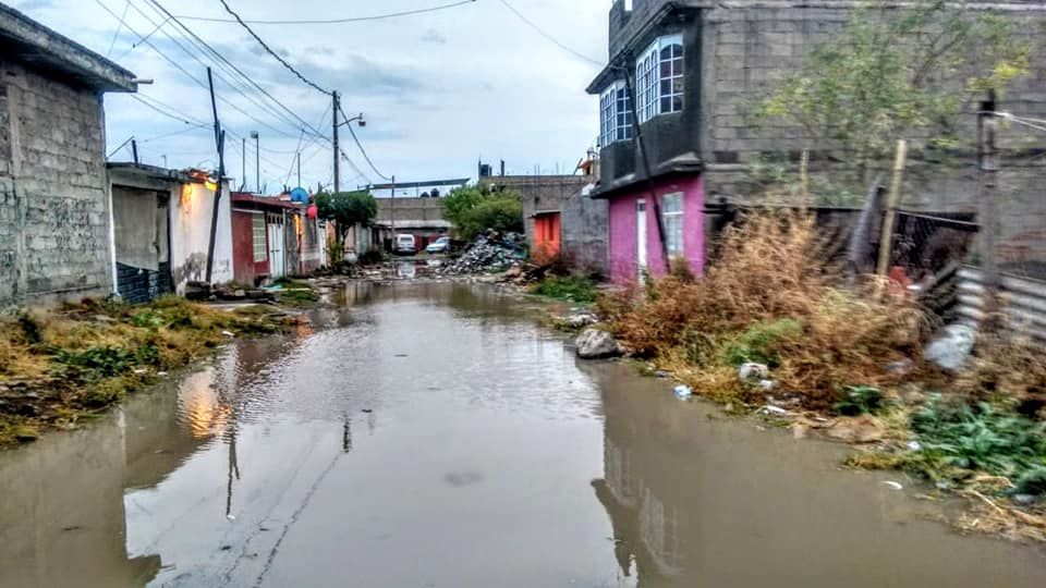 Primeras lluvias ocasionan inundaciones en la Laguna de Chiconautla