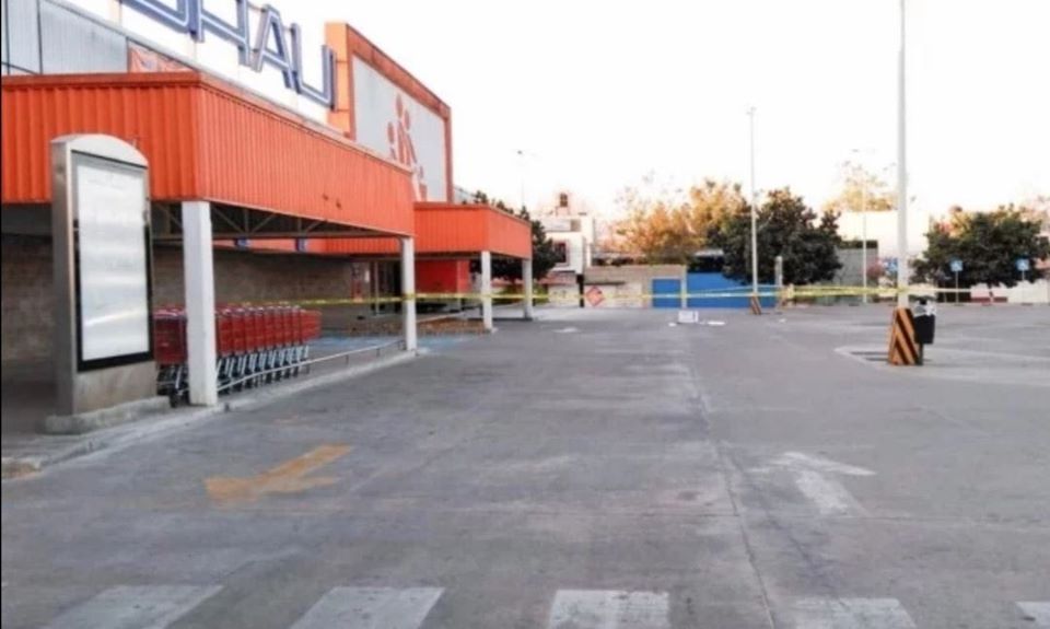 En plena cuarentena, encapuchados roban tienda de autoservicio en Oaxaca